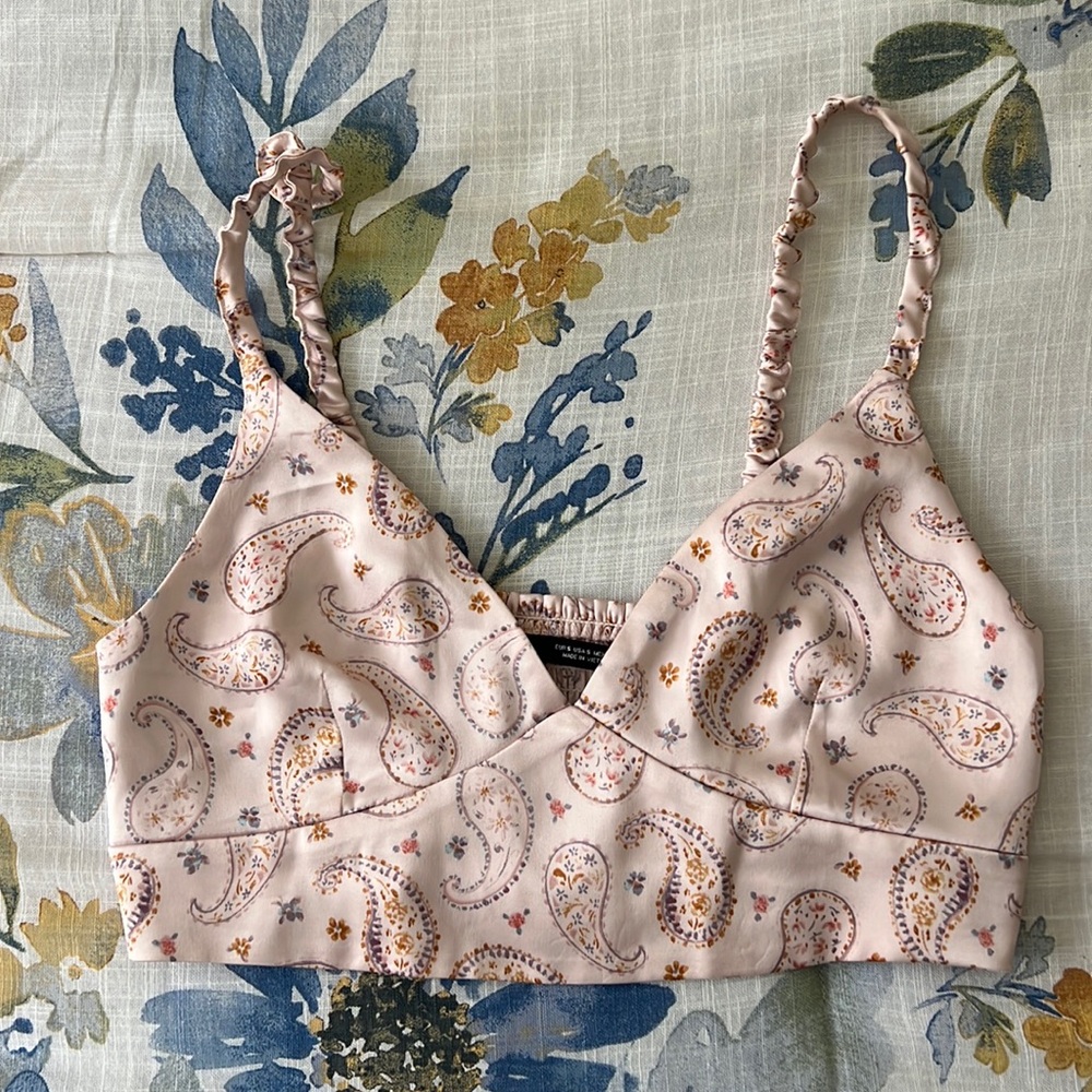 NWOT Silk Zara Printed Crop Top